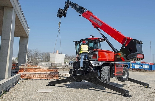MANITOU Rotorteleskopstapler