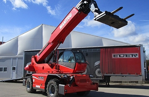 Drehbarer Telskopstapler MANITOU MRT2470 - Neugeräte